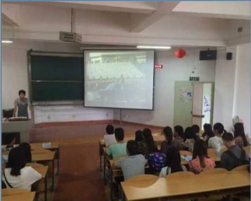 http://mcs.gznc.edu.cn:8080/_mediafile/mcs/2015/10/12/2tcofpg0tp.png